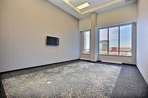 Courtyard by Marriott Montreal Brossard