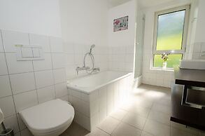 Finest Apartment Glacier View