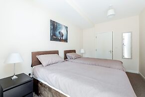 Manor Lodge Apartments