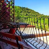 La Tinaia Country House