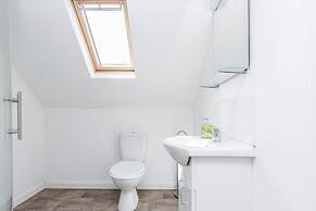 Home to Home Watford Apartment