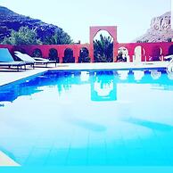 Auberge Camping Oasis El Mharech