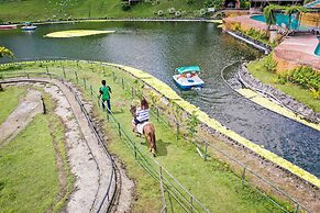 Garin Farm Pilgrimage Resort by Cocotel
