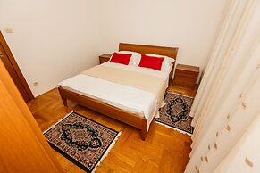 Apartments Zenta