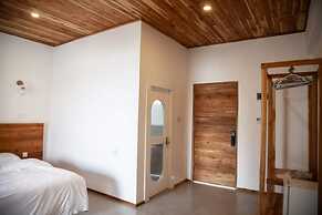 Sunset Nam Ngum tented resort