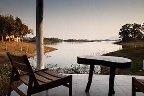 Sunset Nam Ngum tented resort