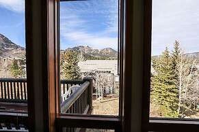 Snowcreek V 999 Mammoth Mountain Views, Private Washer Dryer, Pet-Frie