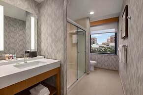 Hyatt Place Houston Downtown