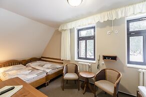 Hotel Perla Jizery