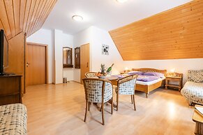 Hotel Perla Jizery