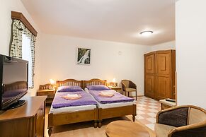 Hotel Perla Jizery