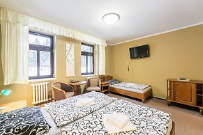 Hotel Perla Jizery