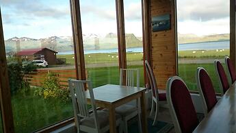 Suður-Bár Guesthouse