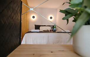 Phaedrus Living: Seaside Luxury Flat Athina 109