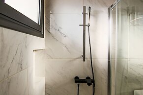 Phaedrus Living: Seaside Luxury Flat Athina 109