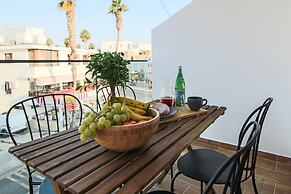 Phaedrus Living: Seaside Luxury Flat Athina 109