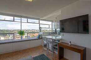 Bright 1 Bedroom Studio With Amazing City Views