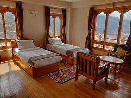 Thori Resort