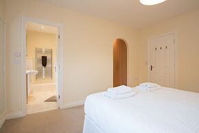 Dalton Crescent