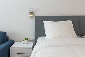 Luxury Studios & Rooms Seven