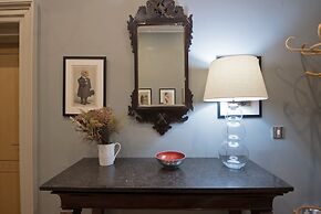 Apartment 1 The Grove