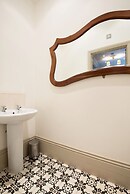 Apartment 1 The Grove