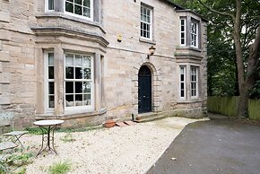 Apartment 1 The Grove