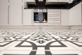 Apartment 1 The Grove