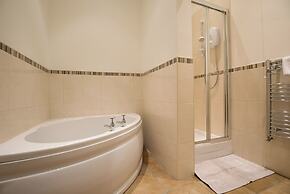 Apartment 1 The Grove