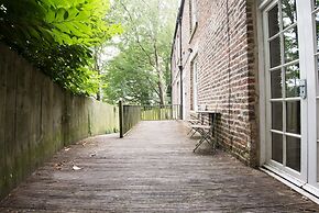 Apartment 2 The Grove