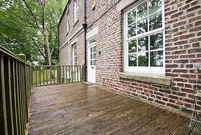 Apartment 2 The Grove