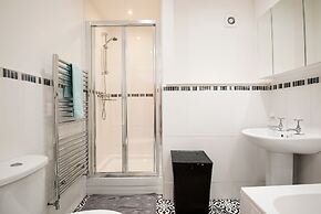 Apartment 2 The Grove