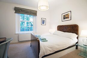 Apartment 2 The Grove