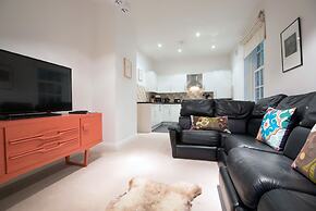 Apartment 2 The Grove