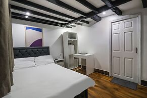 Tudor Oaks Lodge Stevenage North