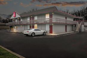 Red Roof Inn Radcliff - Fort Knox