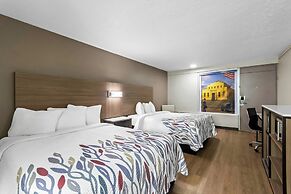 Red Roof Inn Radcliff - Fort Knox