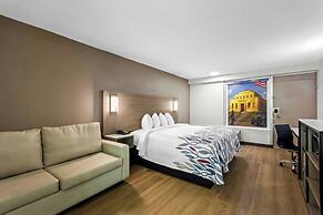 Red Roof Inn Radcliff - Fort Knox