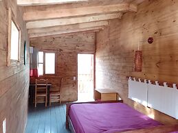 Hostel y Camping Los Coihues