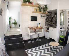 Bunga-Love - Adults Only