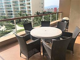 Delcanto Residences by LaTour