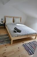 TT Anjos Lisbon Rooms