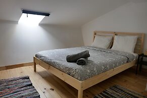 TT Anjos Lisbon Rooms