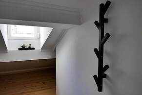 TT Anjos Lisbon Rooms