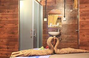 Swarga Lodge and Homestay