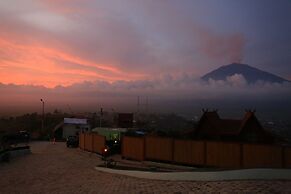 Swarga Lodge and Homestay