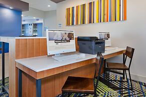 Holiday Inn Express & Suites Grand Rapids Airport - South by IHG