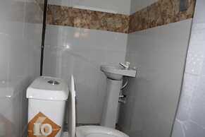 Eeyilobe Guest House