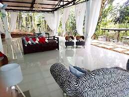 Balconahe Resto Camp