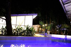 Balconahe Resto Camp